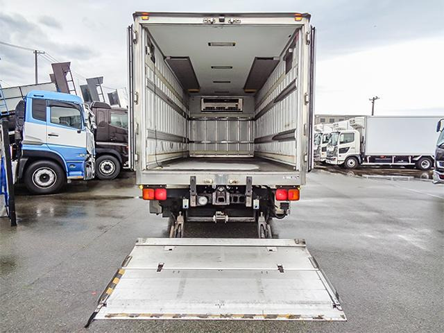 極東開発製格納パワーゲート 門枠ステンレス