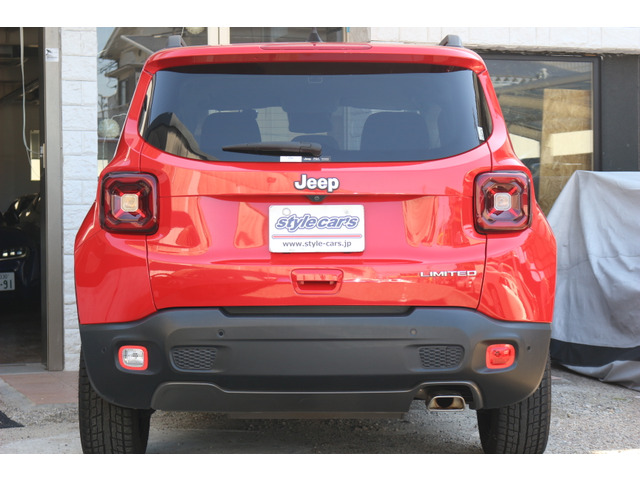 ���o�b�N�J�������t���Ă���̂Œ��Ԏ������S�ł�!