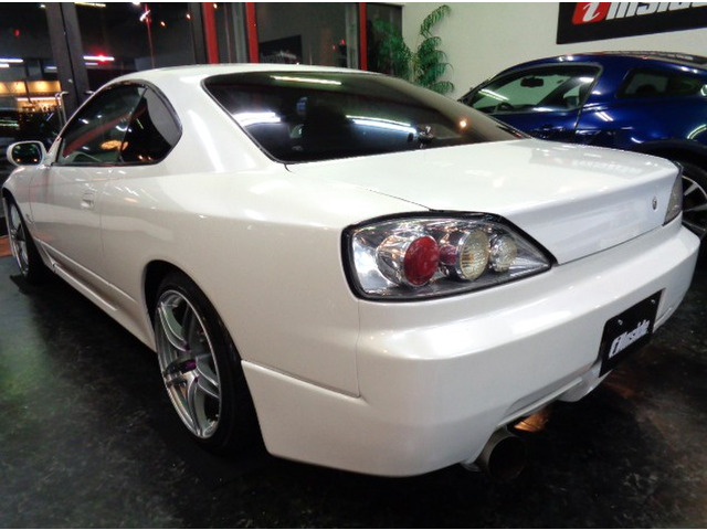 �p�[���z���C�g�J���[�t���G�A��&�G�A���{���l�b�g&HID���C�g&�N���A�e�[��&V�p�b�P�[�W��p�C���e���A&��p�V�[�g&AVS18�A���~�������[���Ԃł�