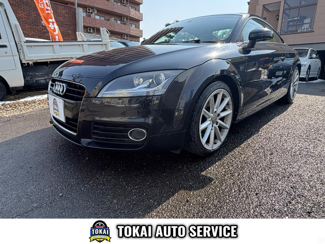 TT�N�[�y(�A�E�f�B) 2.0 TFSI �N���g�� 4WD ���Îԉ摜