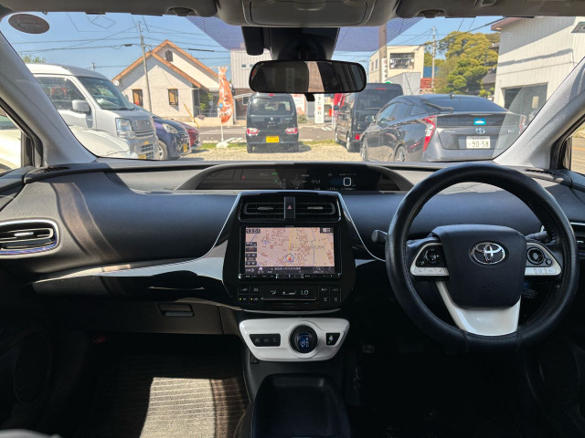 �A�C�|�C���g�������A���Ɍ����炵�̗ǂ��R�b�N�s�b�g�̓����O�h���C�u�ɍœK�B��x�������a�݂��ł��B