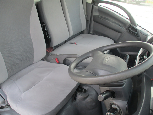 エルフアルミバン