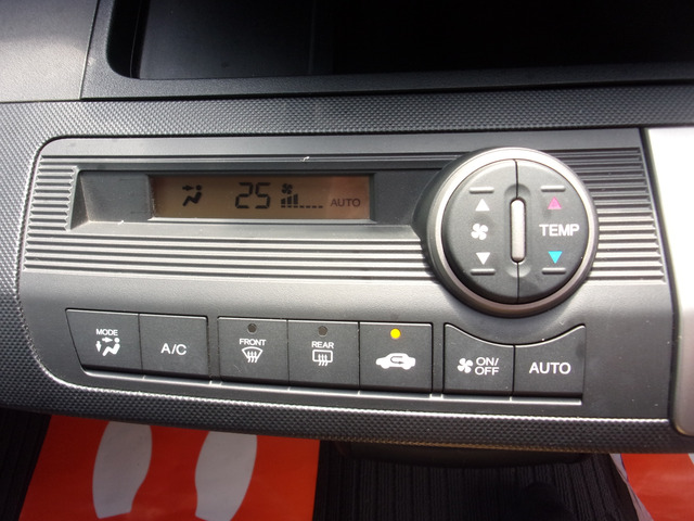 �I�[�g�G�A�R���B