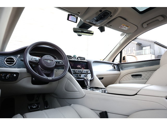 ベンテイガスピード 4WD