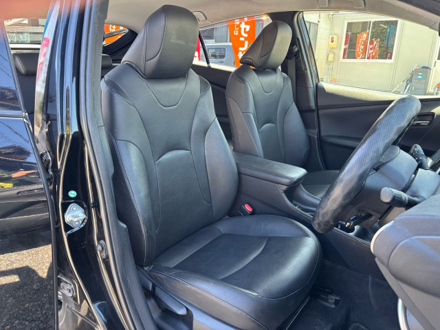 �e��u�����h�̃V�[�g�J�o�[�̎�舵�����������܂��B�܂��A���ЃI���W�i���t���A�}�b�g�����p�ӂ��Ă���܂��B�����̈��Ԃ��A�����W���Ă݂Ă͂������ł��傤���B