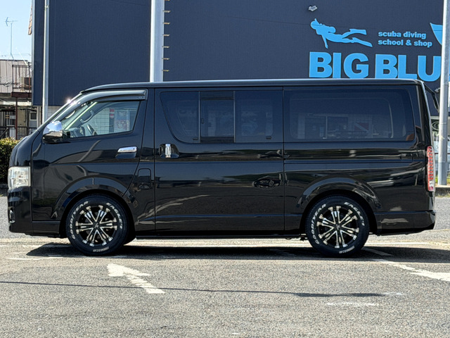 ハイエースバン