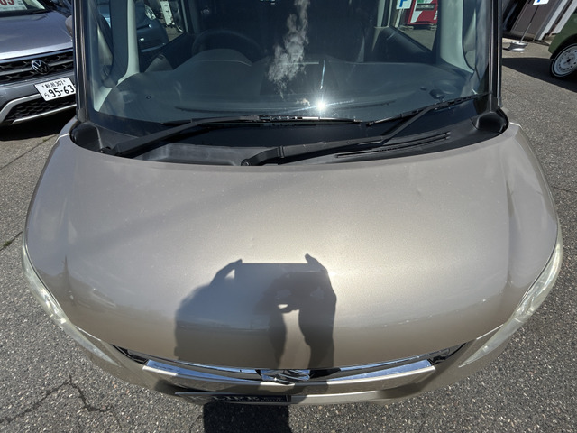 �y�x�����z���i�X�z���Ԃ������������܂��āA���ɗL�������܂��B�݌Ɏԗ��ɂȂ�܂��̂ŁA���񂲓s���̋X�������ɁA���ɗ��ĉ������B���X�\��������ƁA���ē����X���[�Y�ł��B