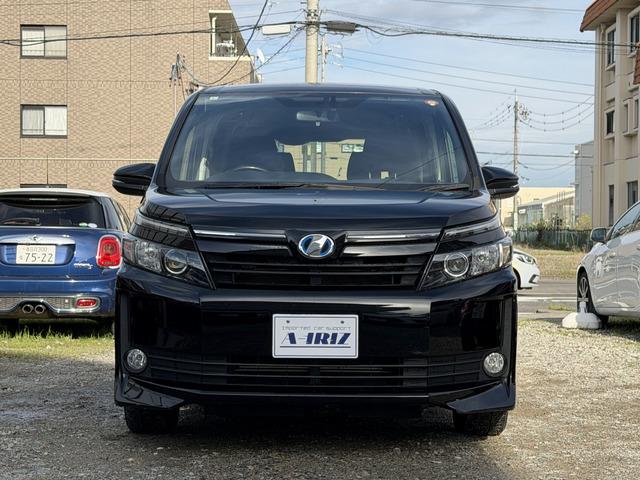 ヴォクシー1.8 ハイブリッド V