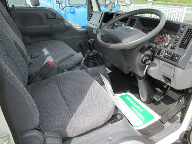 ☆内装・運転席廻りです☆