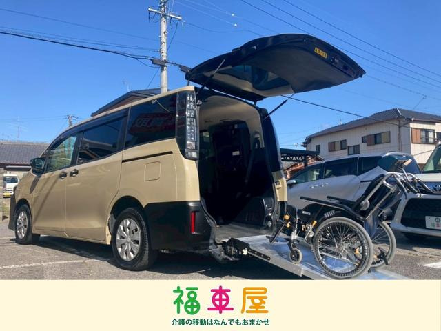 ヴォクシー2.0 X