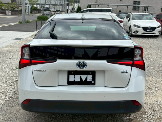 プリウス1.8 S セーフティ プラスII