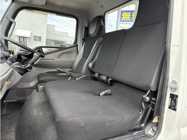 2990cc 2t 2�g�� ���{�f�B 3�l��� �ύ�2000Kg 5�� 5MT �p���[�E�C���h�E ���O���d�グ�ς� �f�B�[�[�� �L���u�I�[�o