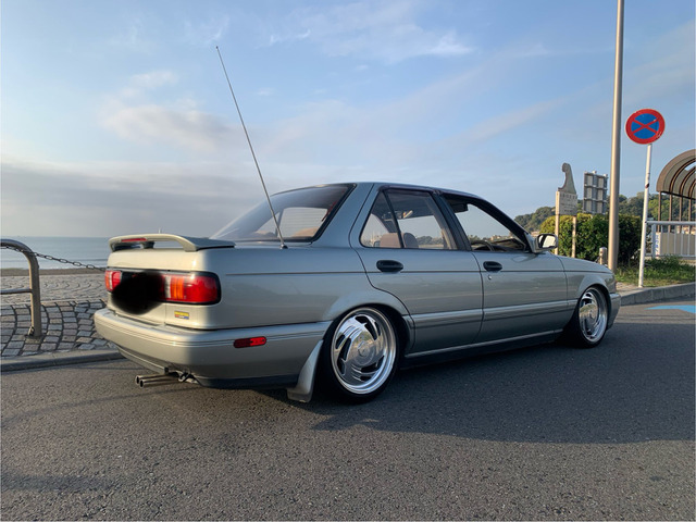 サニー1.5 スーパーサルーン