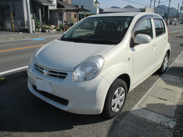 パッソ1.0 X クツロギ