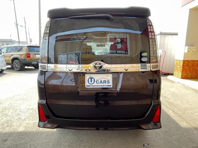 ヴォクシー2.0 ZS 4WD