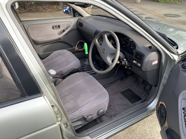 サニー1.5 スーパーサルーン