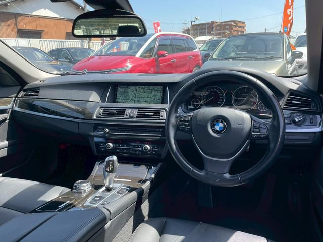 5シリーズセダン523d ラグジュアリー