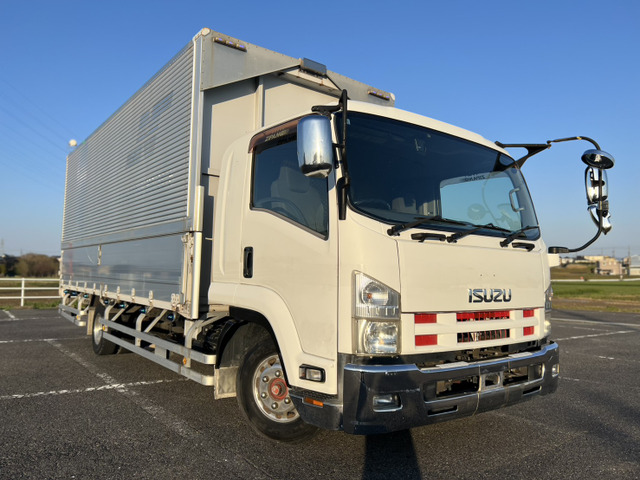 フォワードウィング