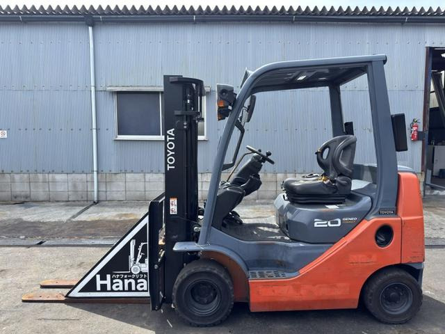 トヨタL&amp;F(トヨタ) エンジンフォークリフト　18585 中古車画像