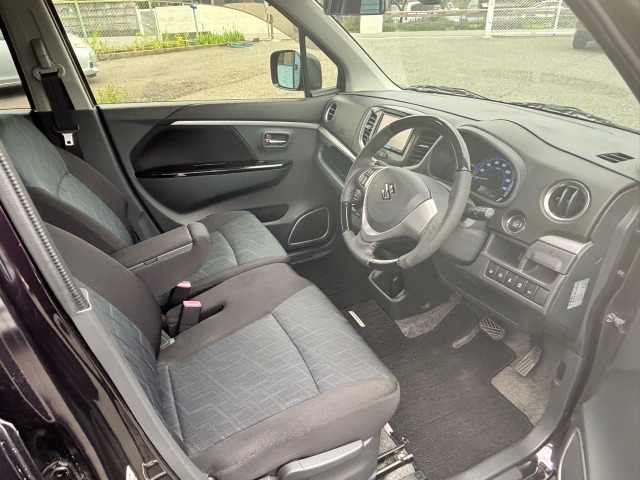 ワゴンRスティングレーJ スタイル