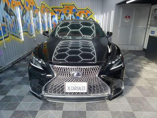 LS500h エグゼクティブ 4WD