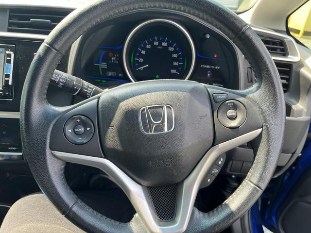 フィット1.5 ハイブリッド Lパッケージ