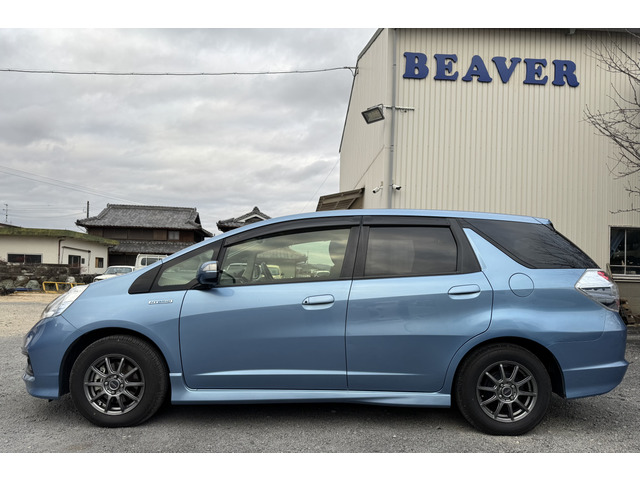 フィットシャトルハイブリッド1.3 スマートセレクション