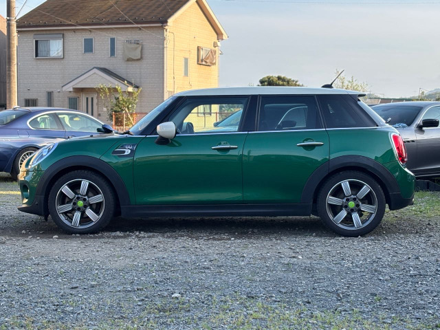 ミニクーパー D 60イヤーズ エディション