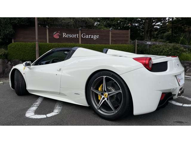 �X�N�[�f���A�t�F���[���V�[���h