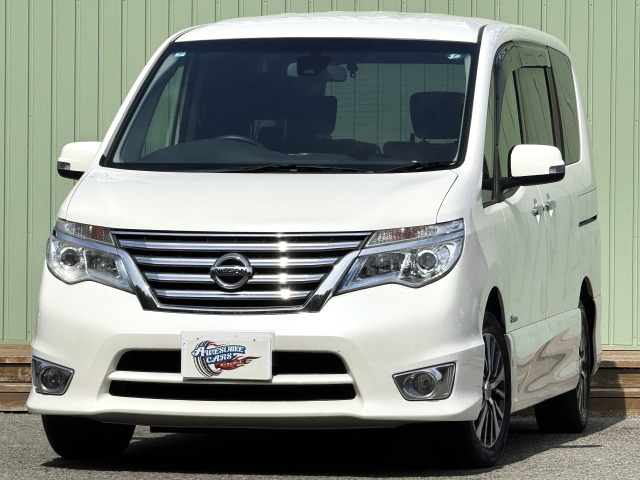 セレナ2.0 ハイウェイスター S-HYBRID