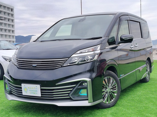 セレナ2.0 ライダー オーテック 30thアニバーサリー