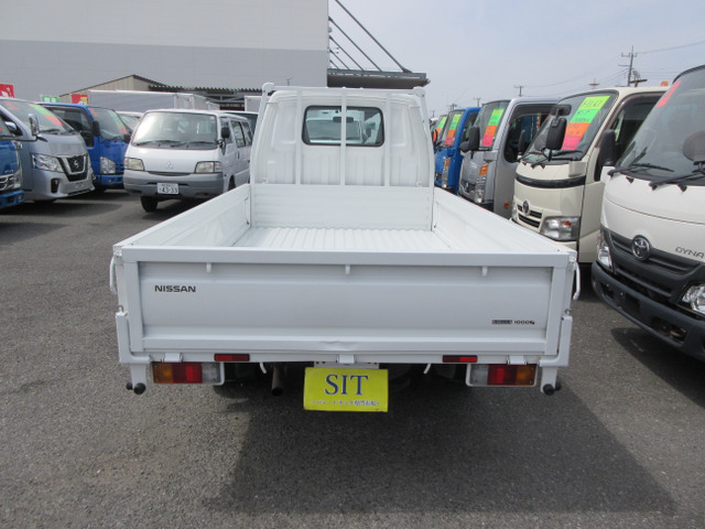 バネットトラック1.8 DX ロング ダブルタイヤ