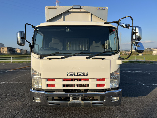 フォワードウィング