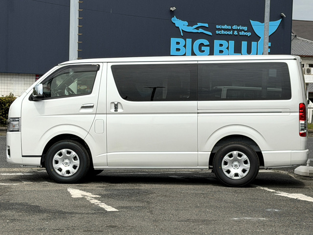 ハイエースバン