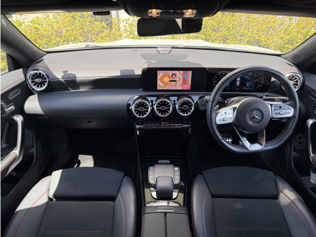 CLAシューティングブレークCLA250 4マチック AMGライン 4WD