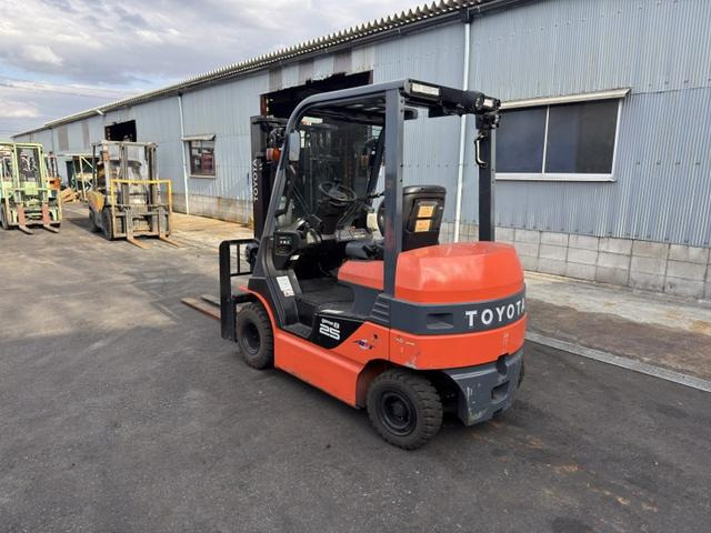 トヨタL&amp;F電動フォークリフト