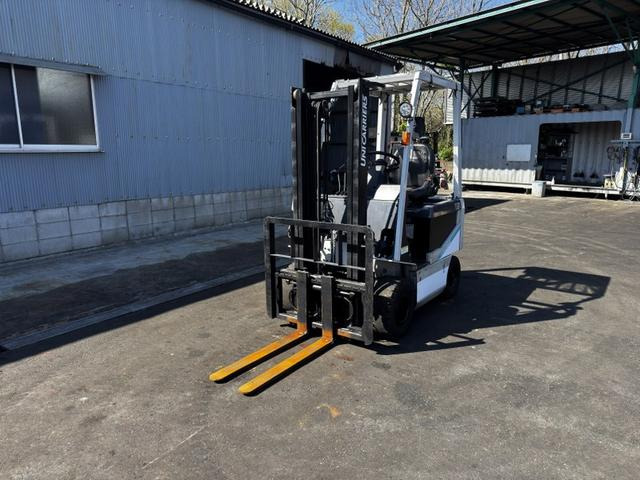 ユニキャリアバッテリータイプ　フォークリフト