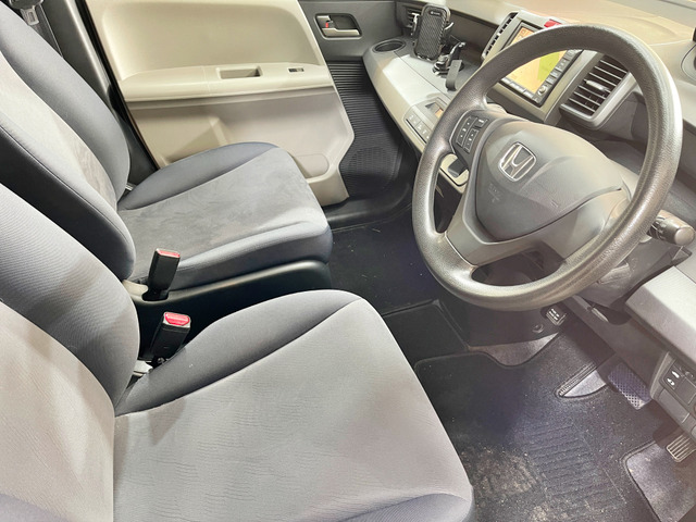 当店は買取でも頑張ります!買取・下取りを強化中!高価買取実績多数!軽自動車・普通車なんでも買い取ります!