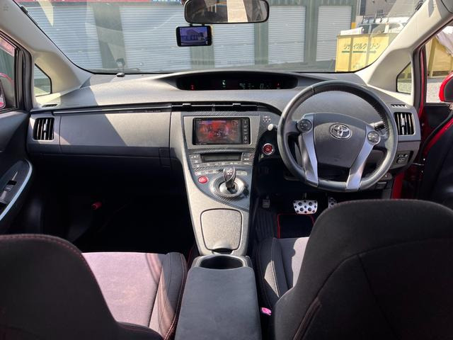 プリウス1.8 S ツーリングセレクション G's