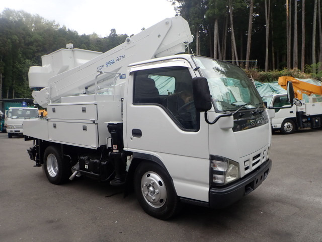 エルフ高所作業車