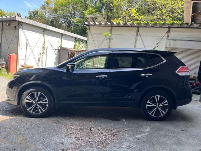 エクストレイル2.0 20X エマージェンシーブレーキパッケージ