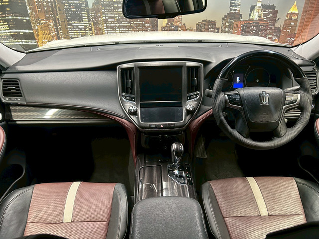 クラウンアスリートハイブリッド 2.5 S ブラックスタイル