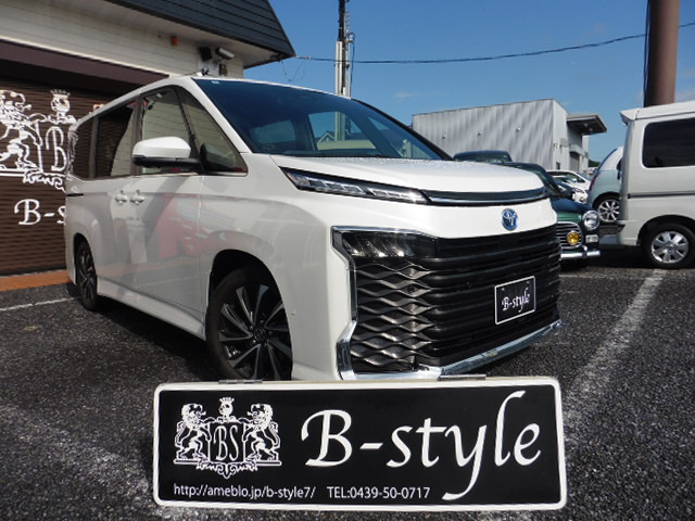 ヴォクシー1.8 ハイブリッド S-Z