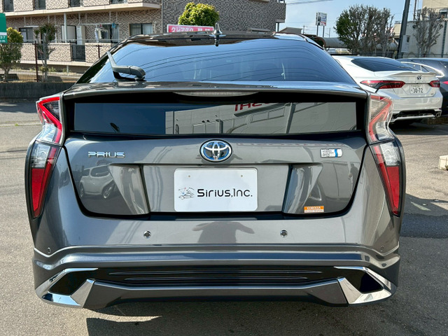 プリウス1.8 A プレミアム ツーリングセレクション
