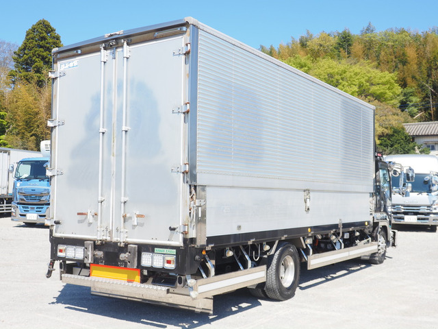 フォワードウィング