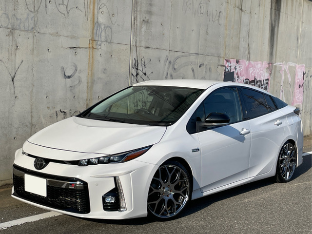 プリウスPHV1.8 S