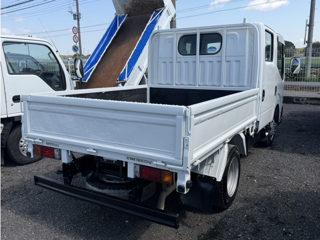 アトラス3.0 ダブルキャブ フルスーパーロー DX ディーゼル