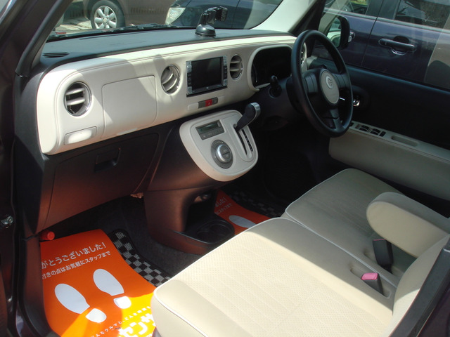 �Y��ȃt�����g�V�[�g�ł�