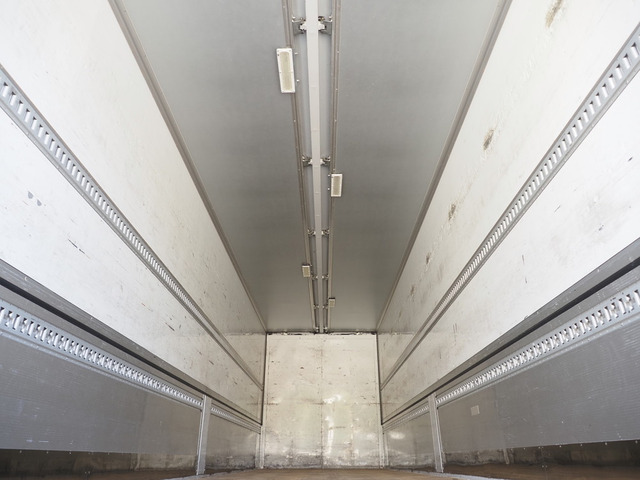 スーパーグレートウィング