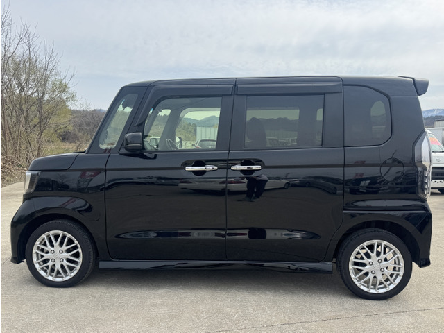 N-BOXカスタムL ターボ 4WD